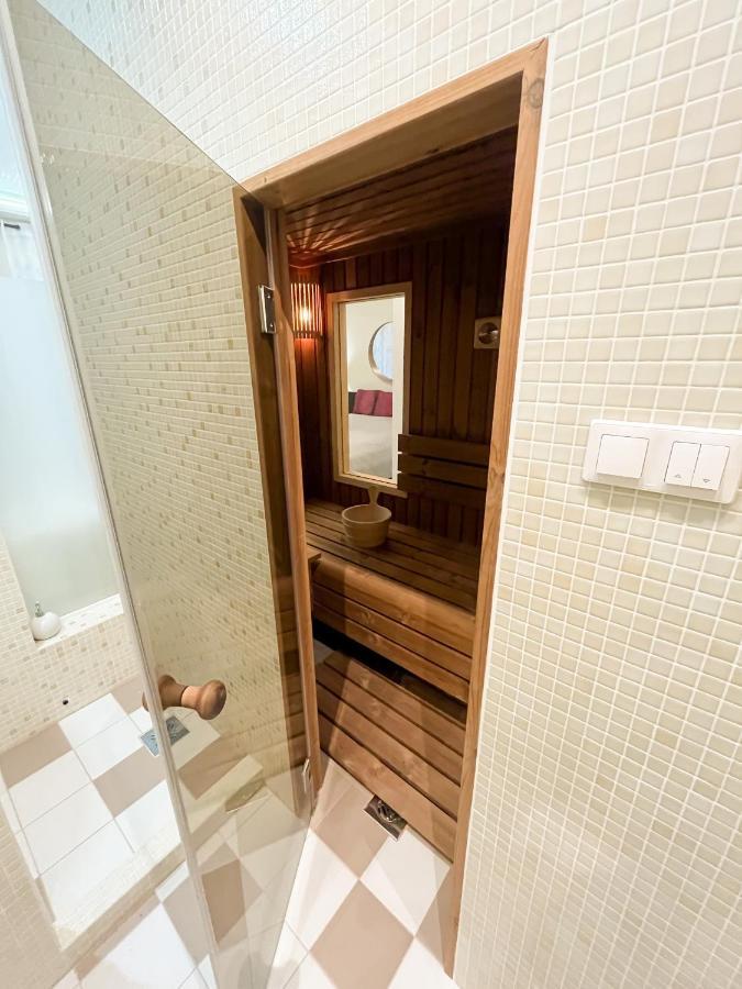 Sauna Studio At Synagogue Будапеща Екстериор снимка